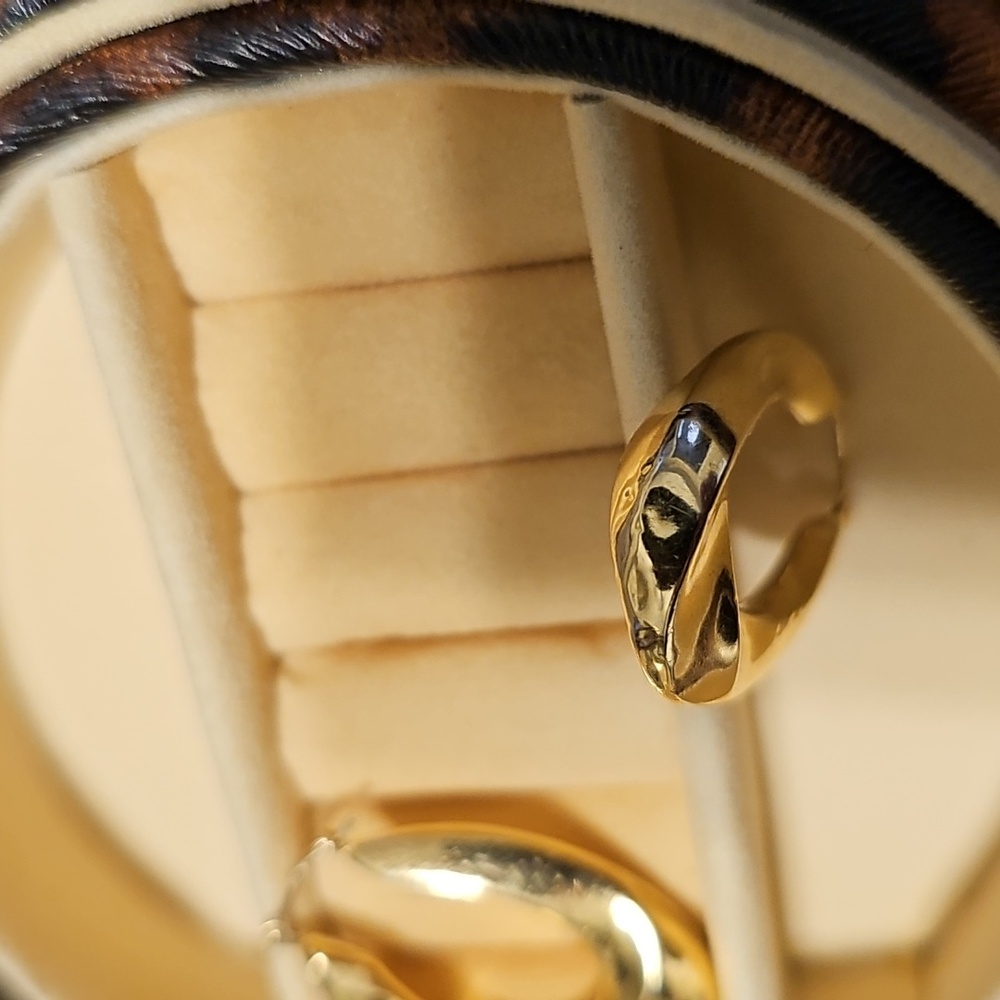 14K Gold Hoop Earrings - Picture 8 of 8